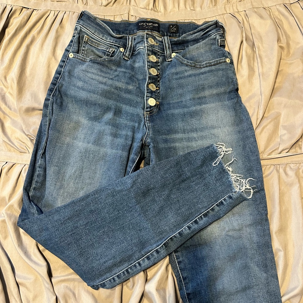 Lucky Brand high rise skinny jeans with five buttons